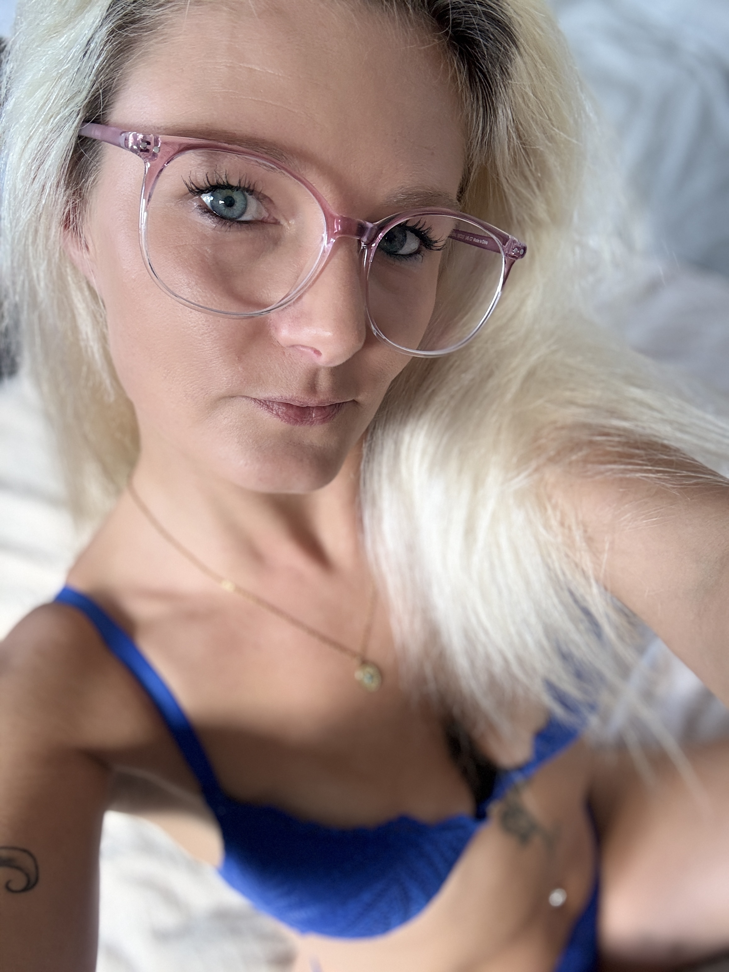 cutiejulie76 from Jerkmate