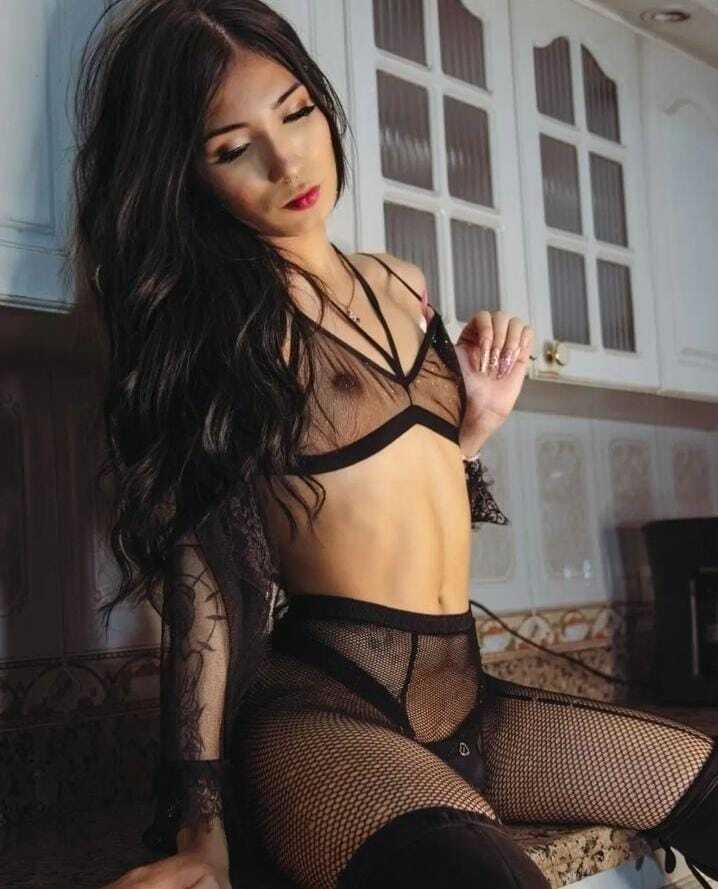 evelynescobar from Jerkmate