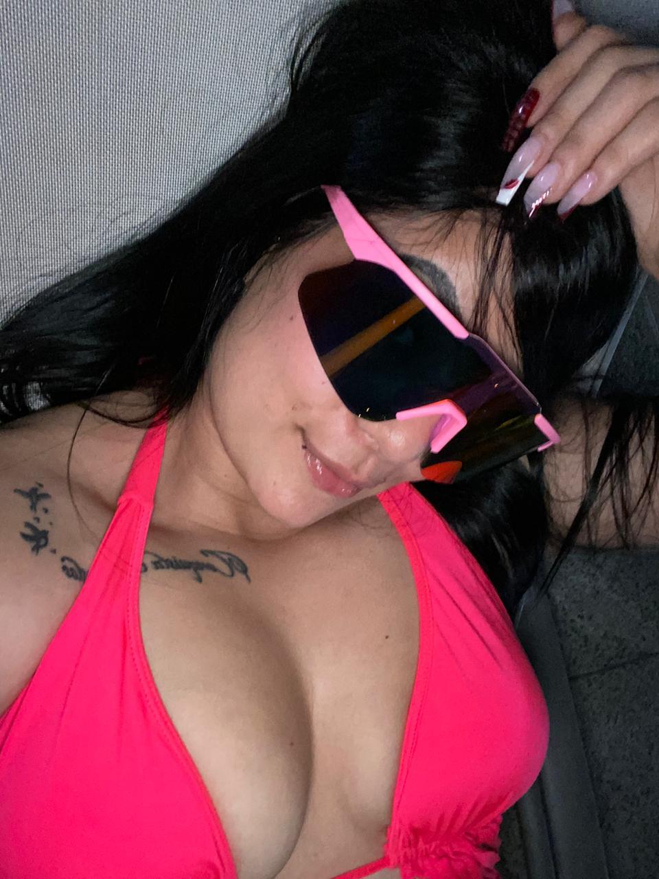 lunaescarlet from Jerkmate