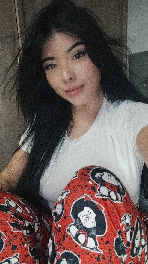 sharonscarllet from Jerkmate