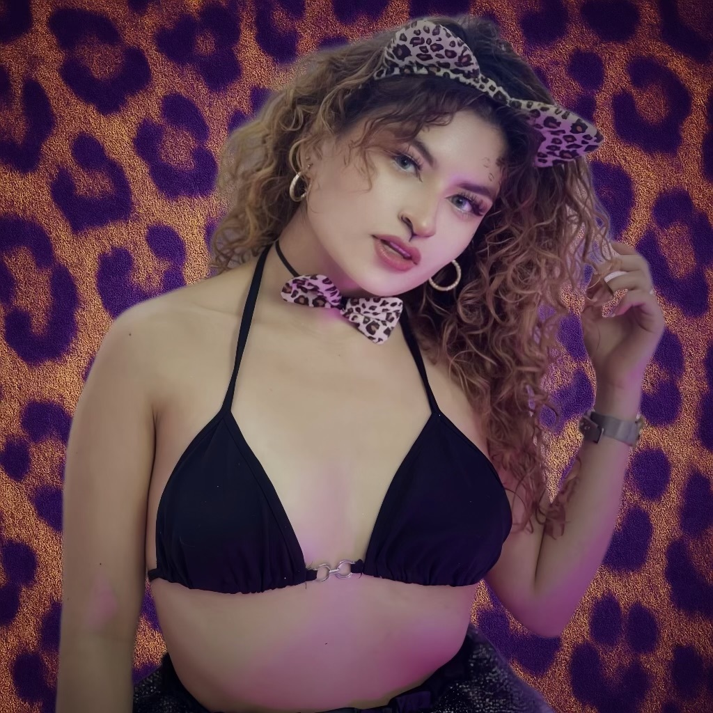 emili_rouse from Jerkmate