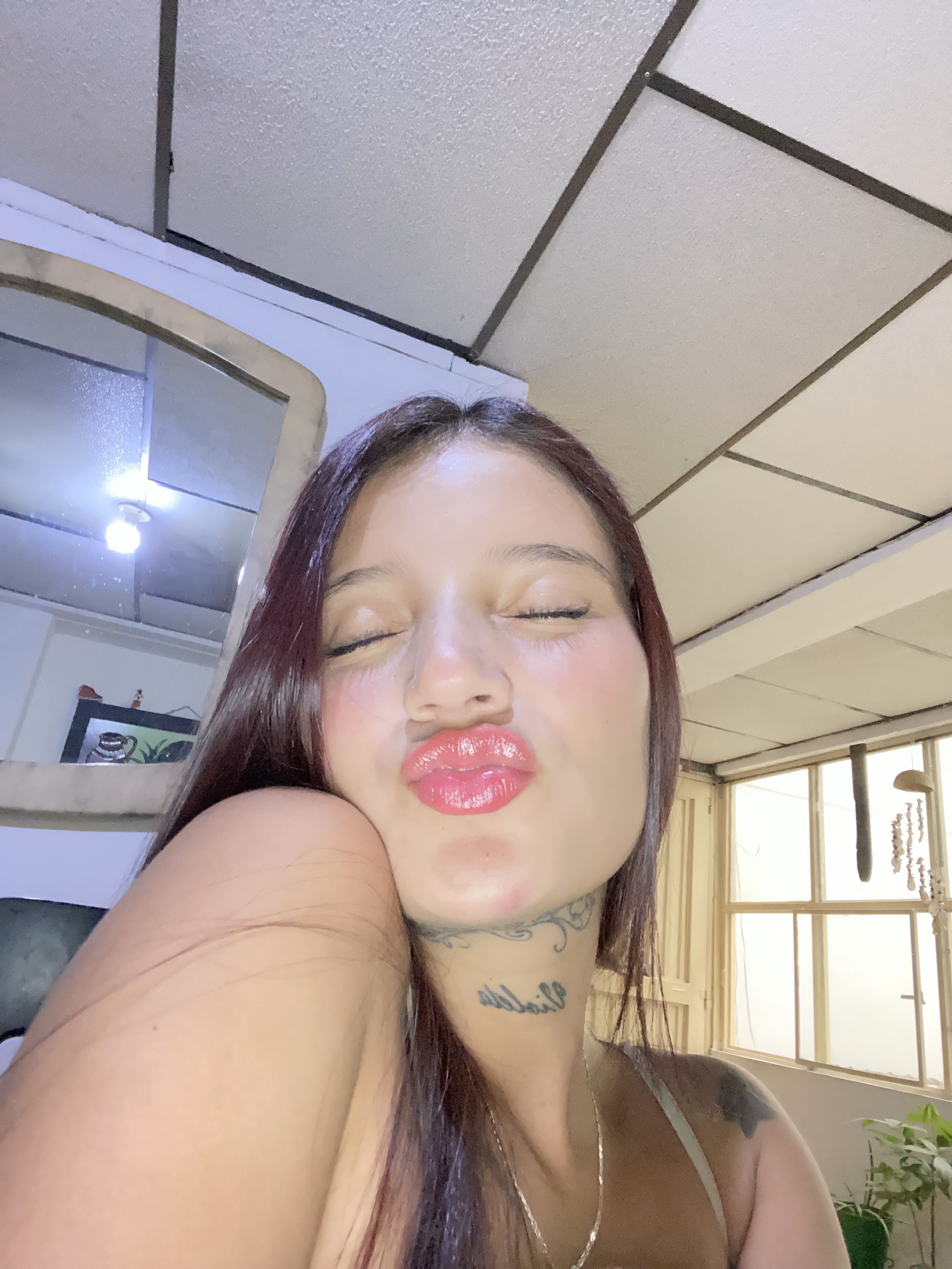 gaiamoonn from Jerkmate