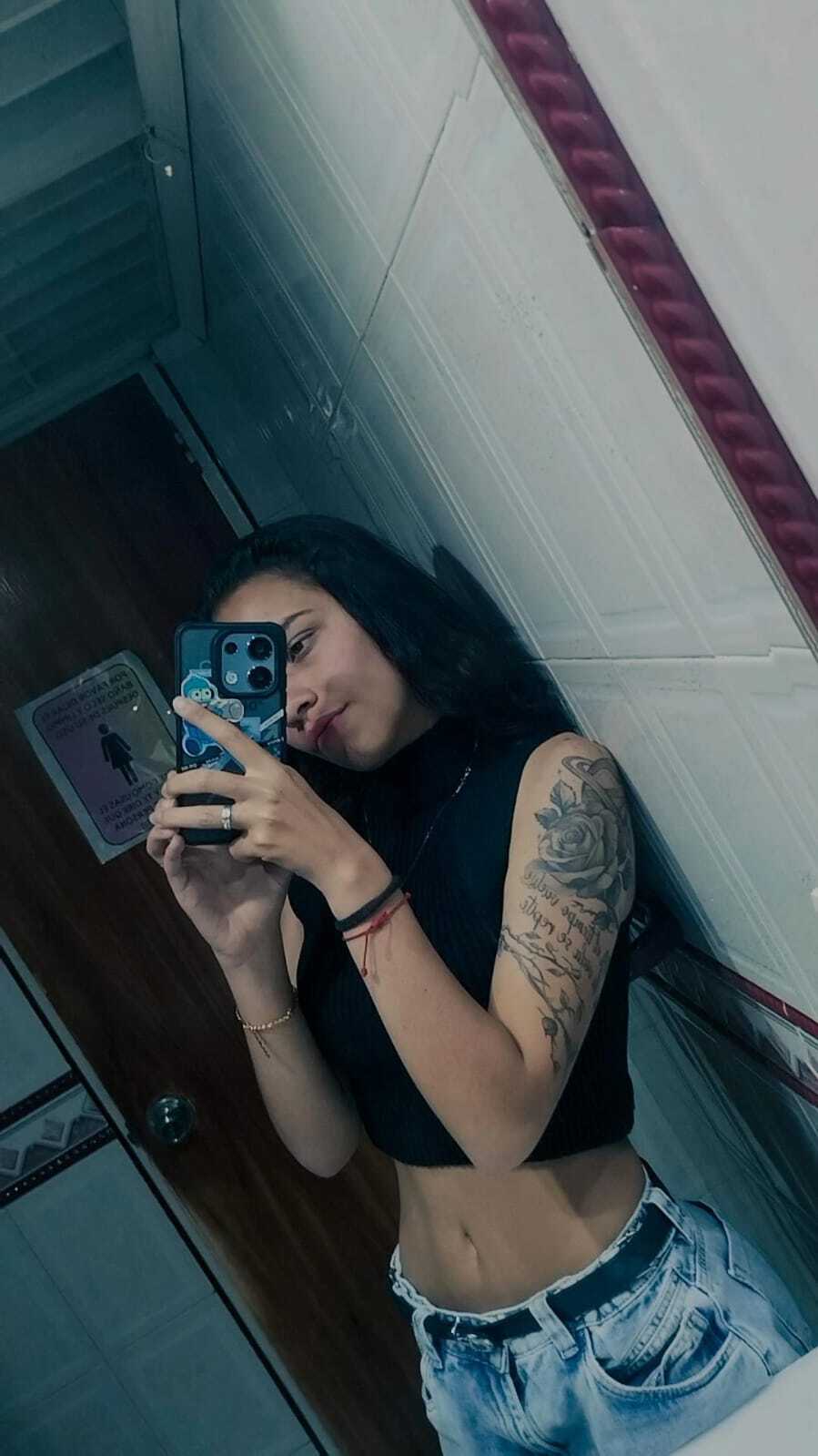 canelitaselove from Jerkmate