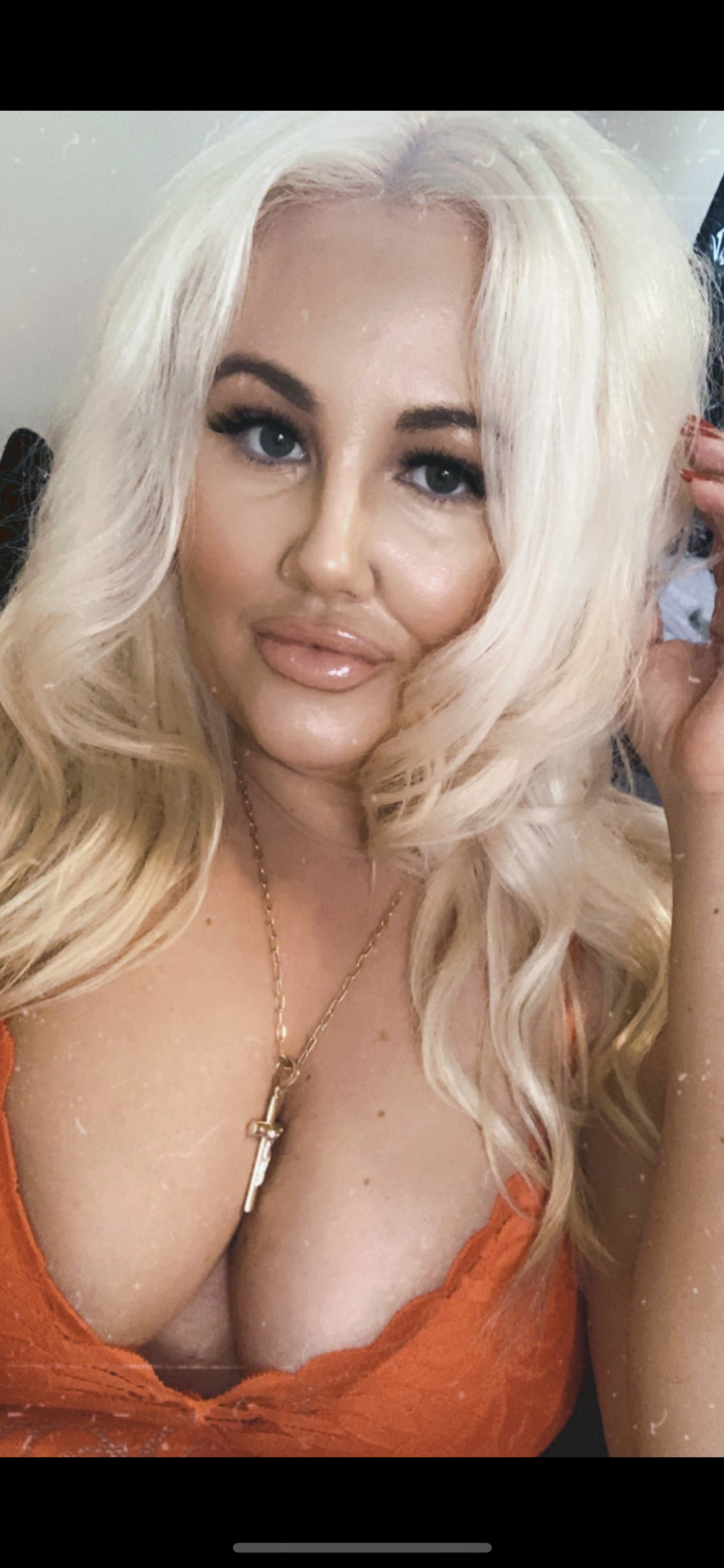 englishbrooke69 from Jerkmate