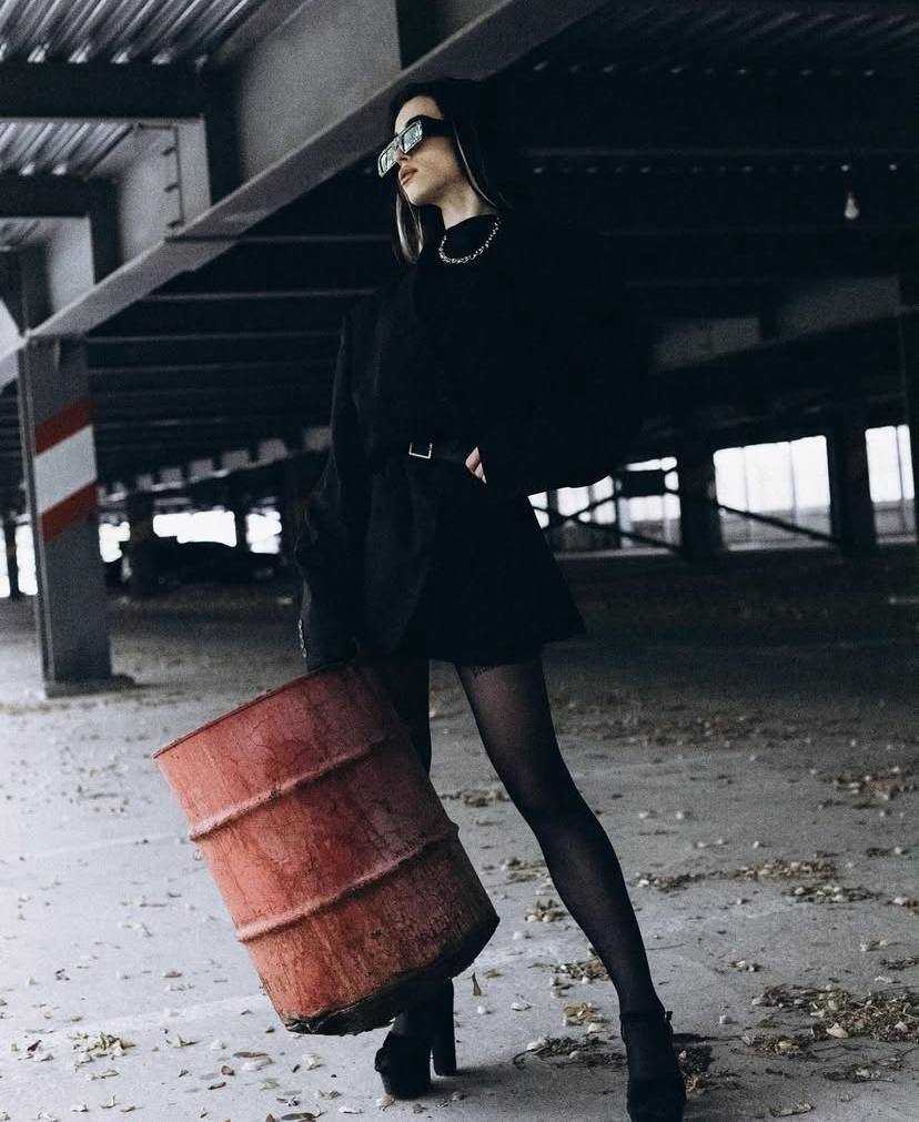 evamelnik from Jerkmate