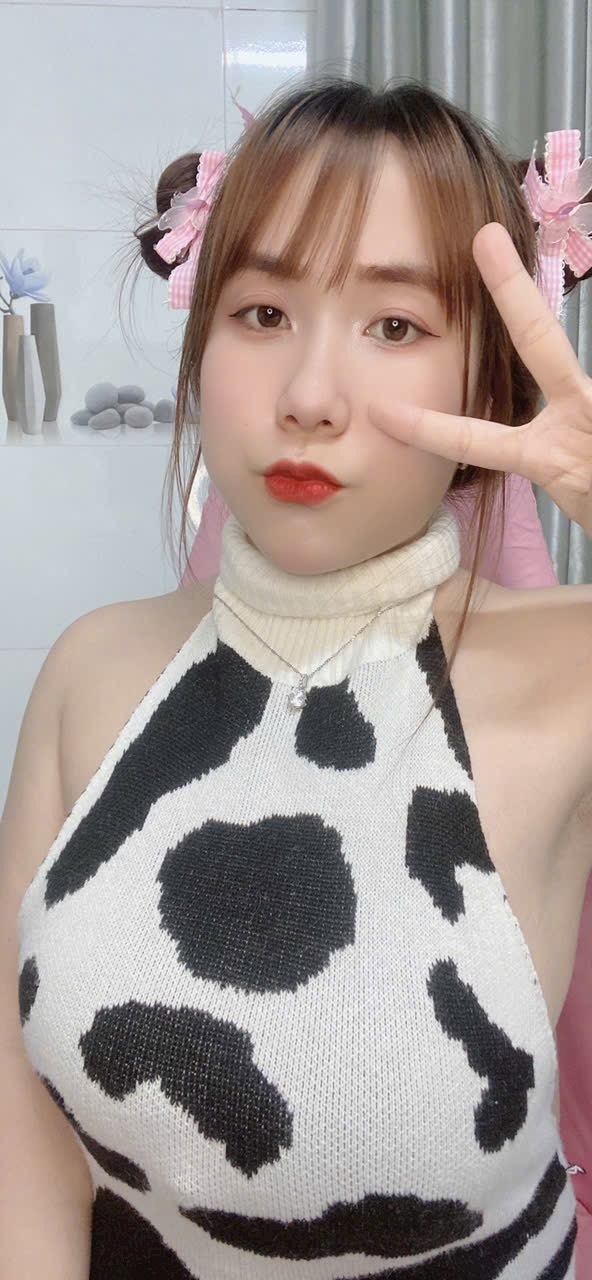 hellenlucky from Jerkmate