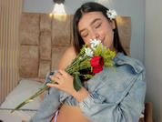 emilyarias19 pic