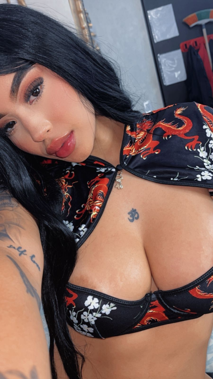 aryajohns from Jerkmate