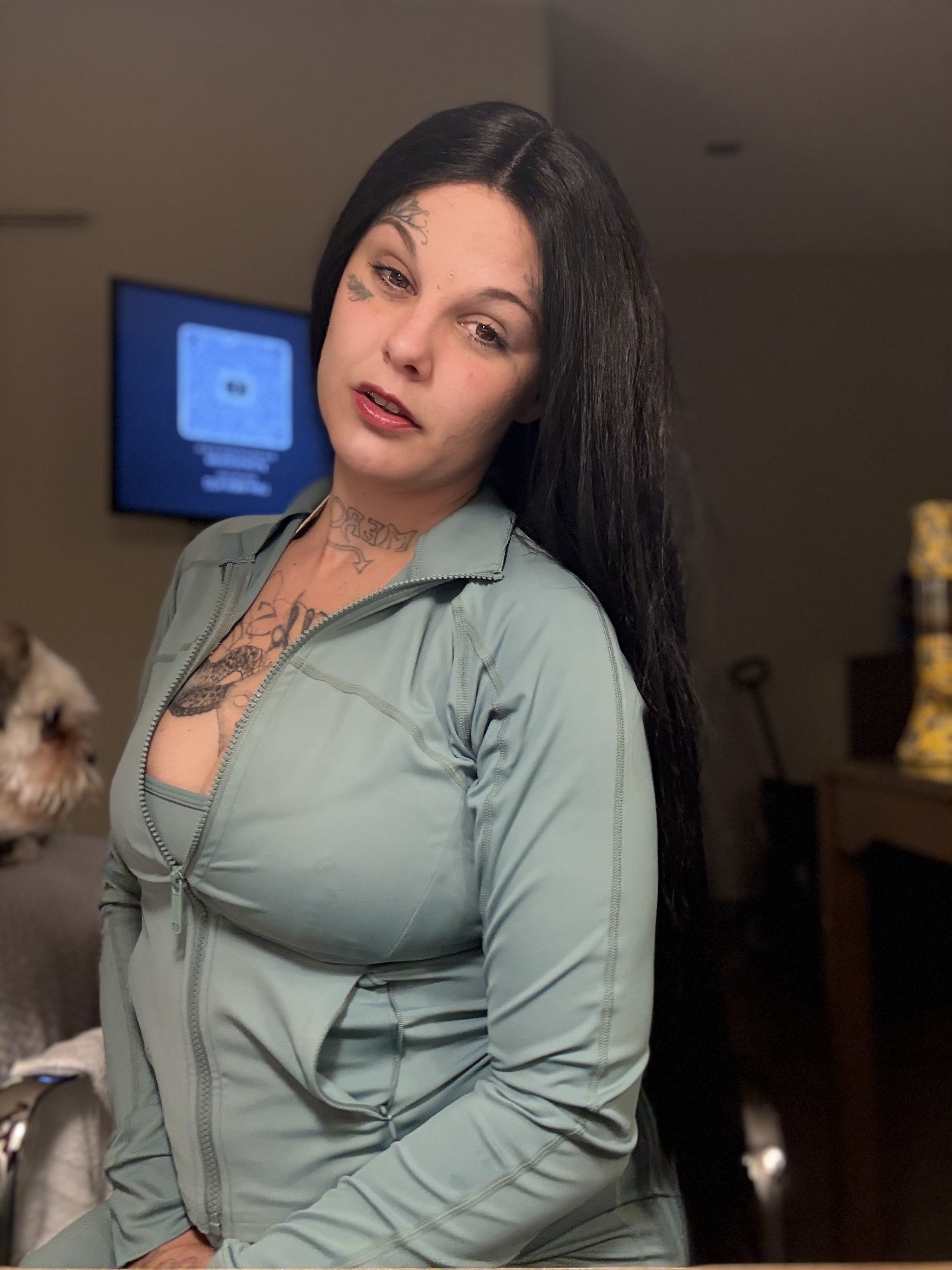 katvondees from Jerkmate