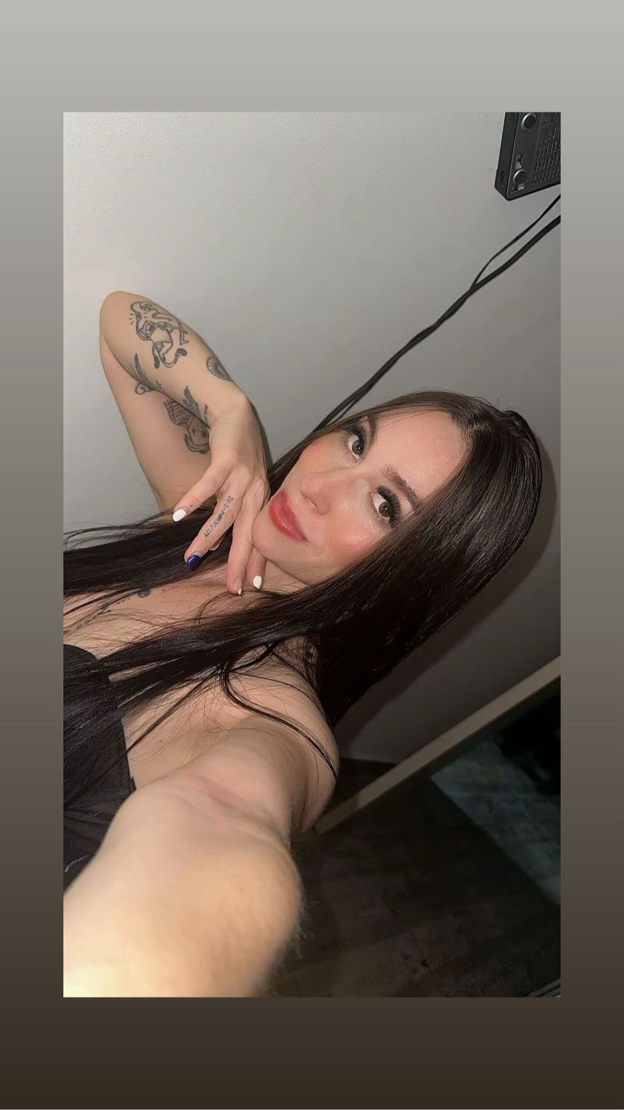 taniakatts from Jerkmate
