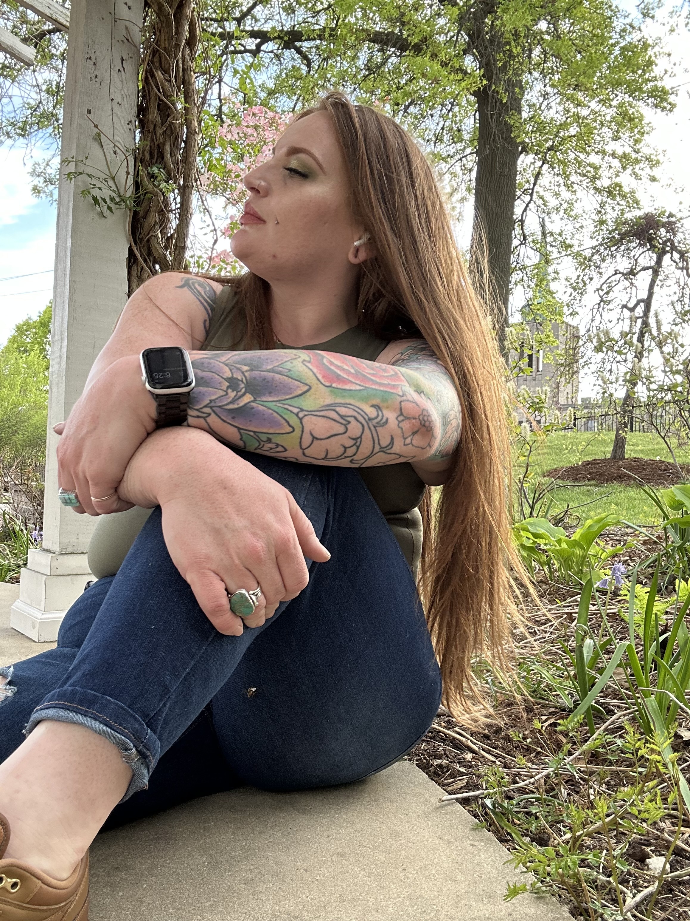 LovelyLush25