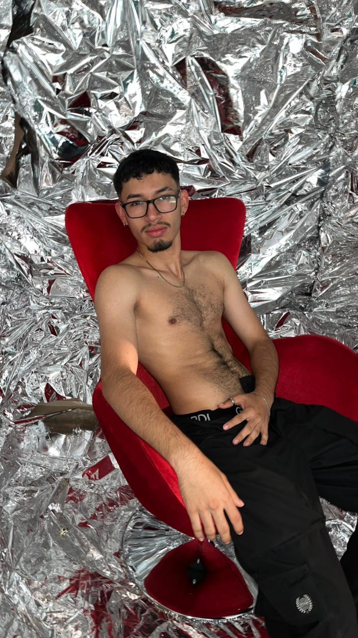jaxoncarter from Jerkmate