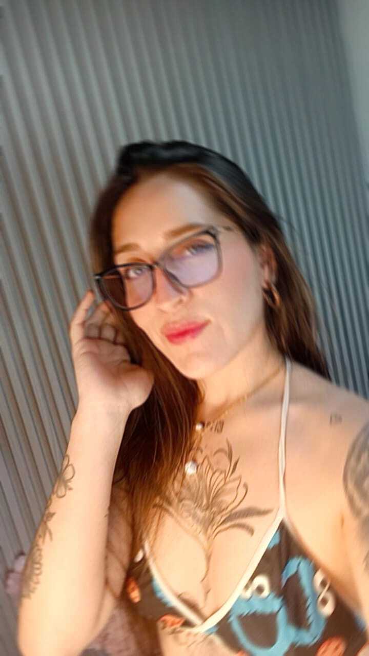 velvetgreen from Jerkmate