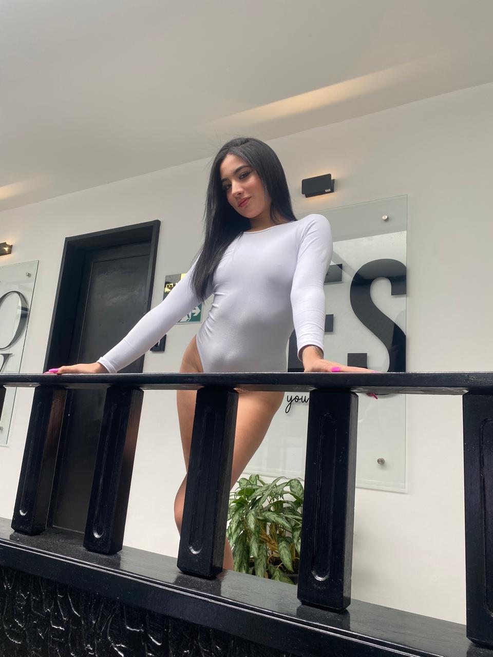 LauraaDoll
