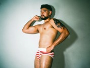 Derry_HugeCock