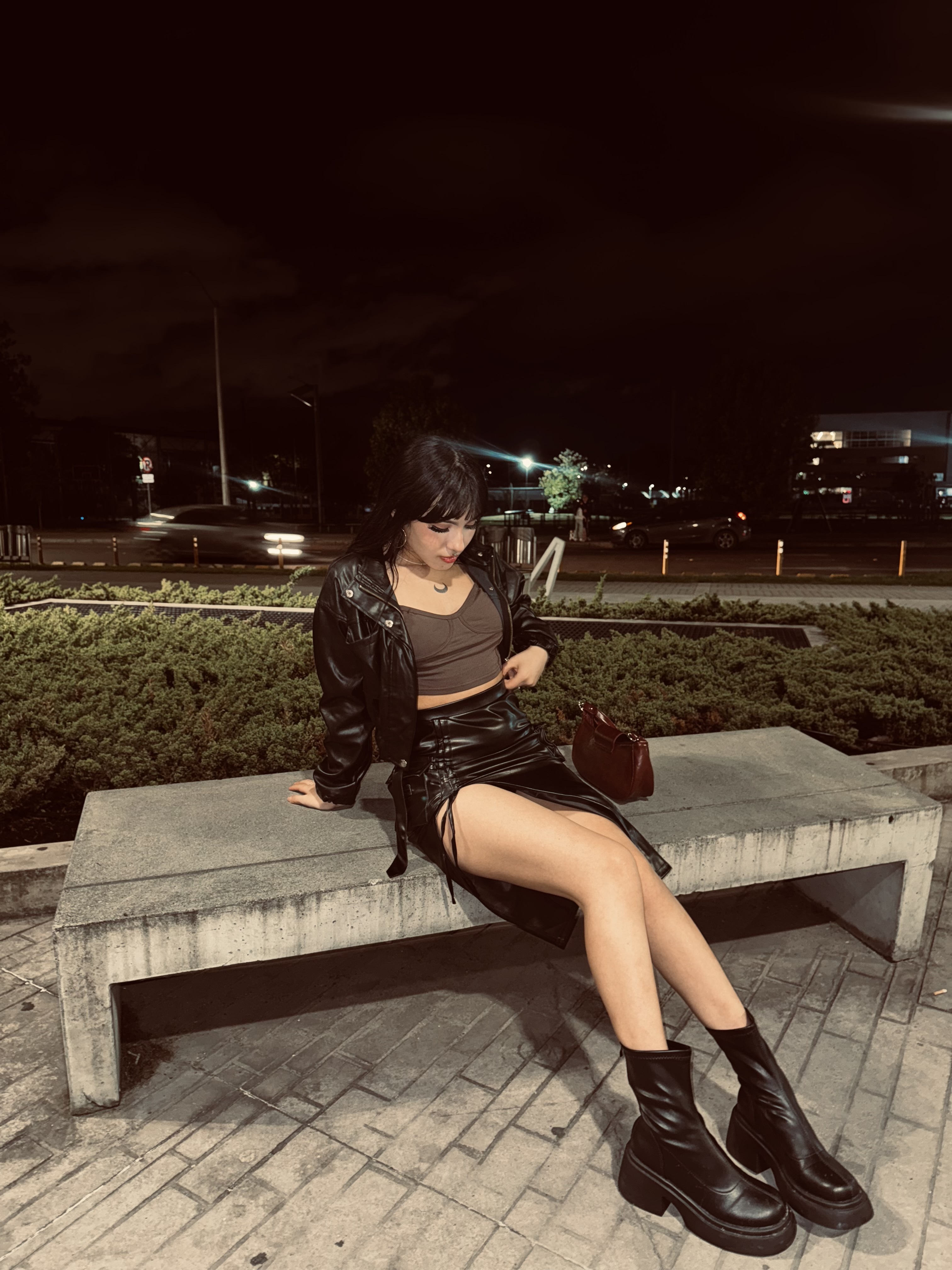 cuteezoe from Jerkmate