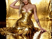 InsatiableCaitlinBell