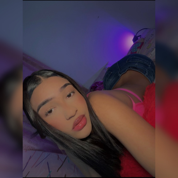 petitexxx from Jerkmate