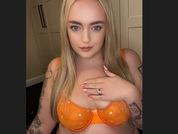 CurvyWetWife