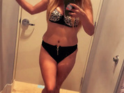 American Sex Cam Girl tonsofkisses » Live Cam Photo