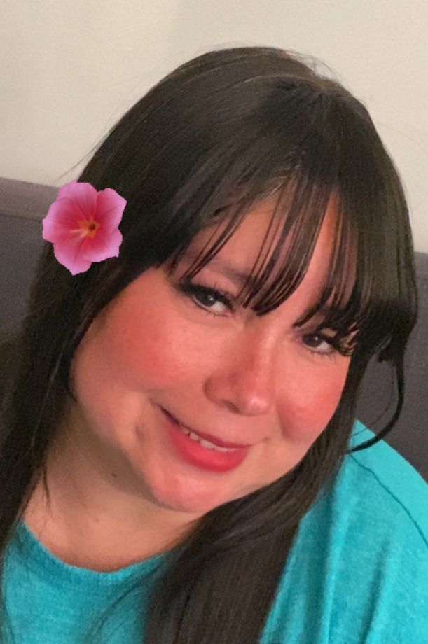 CuttieEsmeralda picture 1