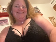 BustyBeautifulGinger