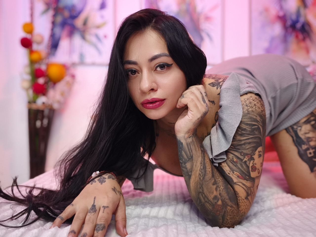 mia_godss from Jerkmate