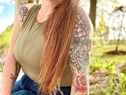 LovelyLush25