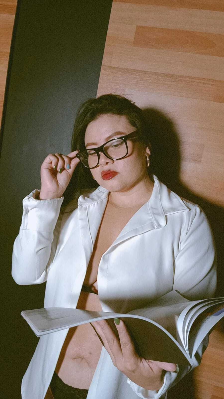 yana_muriel from Jerkmate