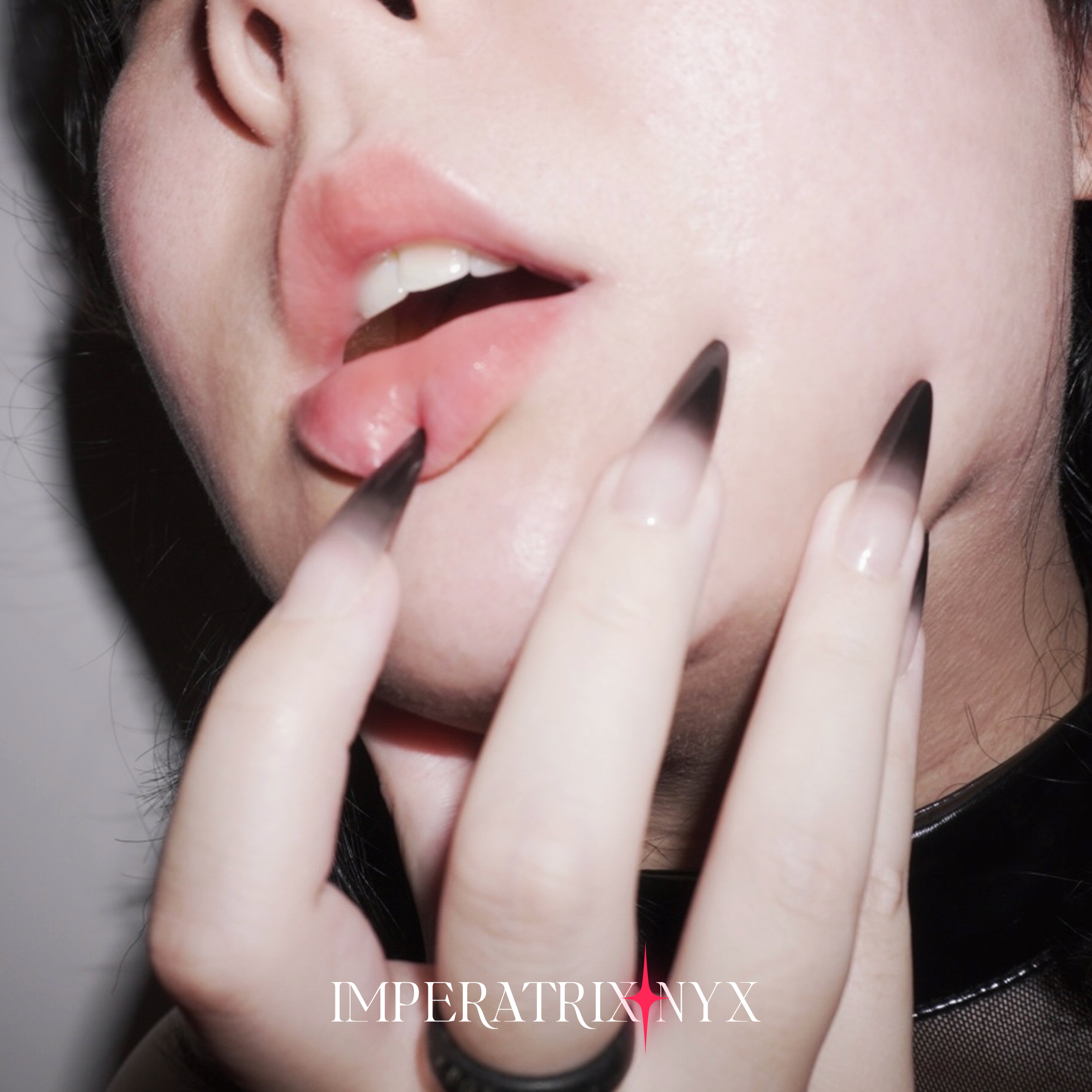 ImperatrixNyx photo 2