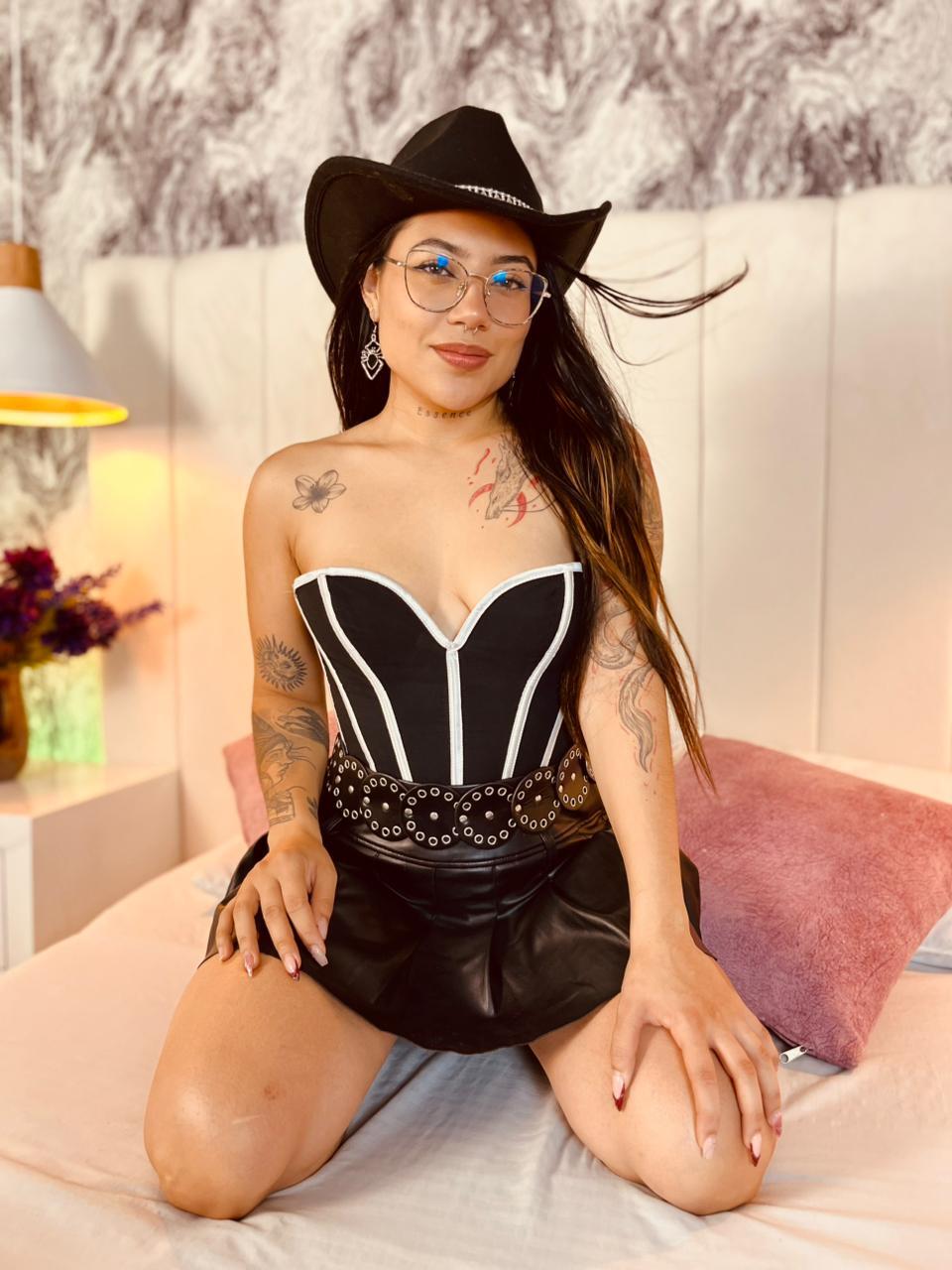 tessalove_606 from Jerkmate
