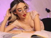 emmiliabons pic