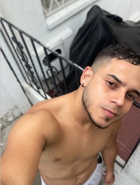 alexwoll18 from Jerkmate