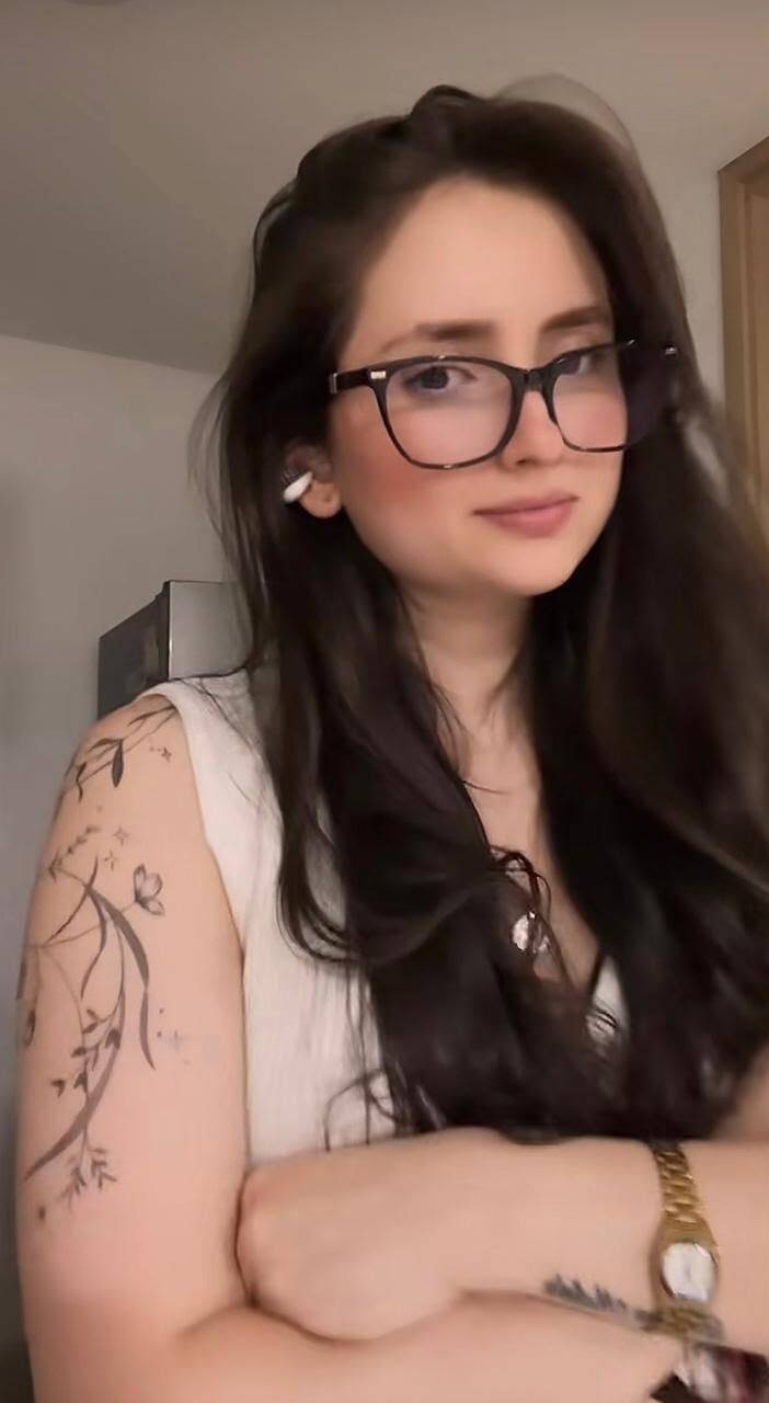 SophieWalkerr photo 1