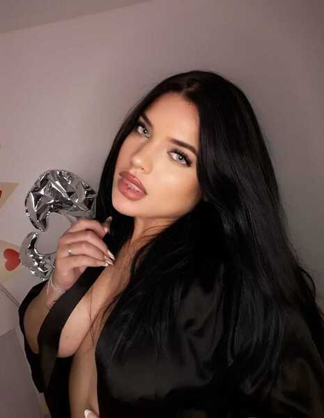 lana_rhose from Jerkmate