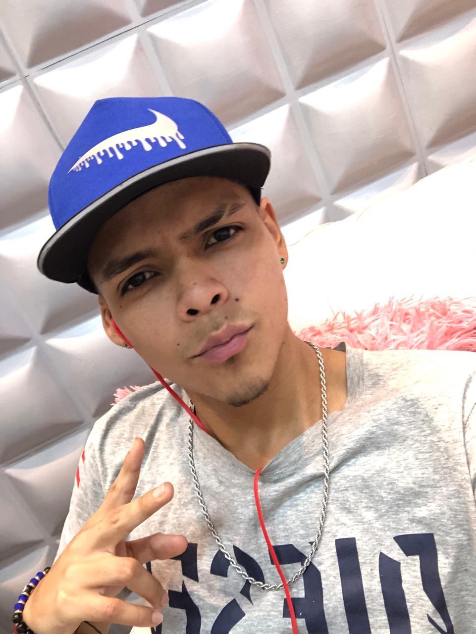 jhonxoxo from Jerkmate