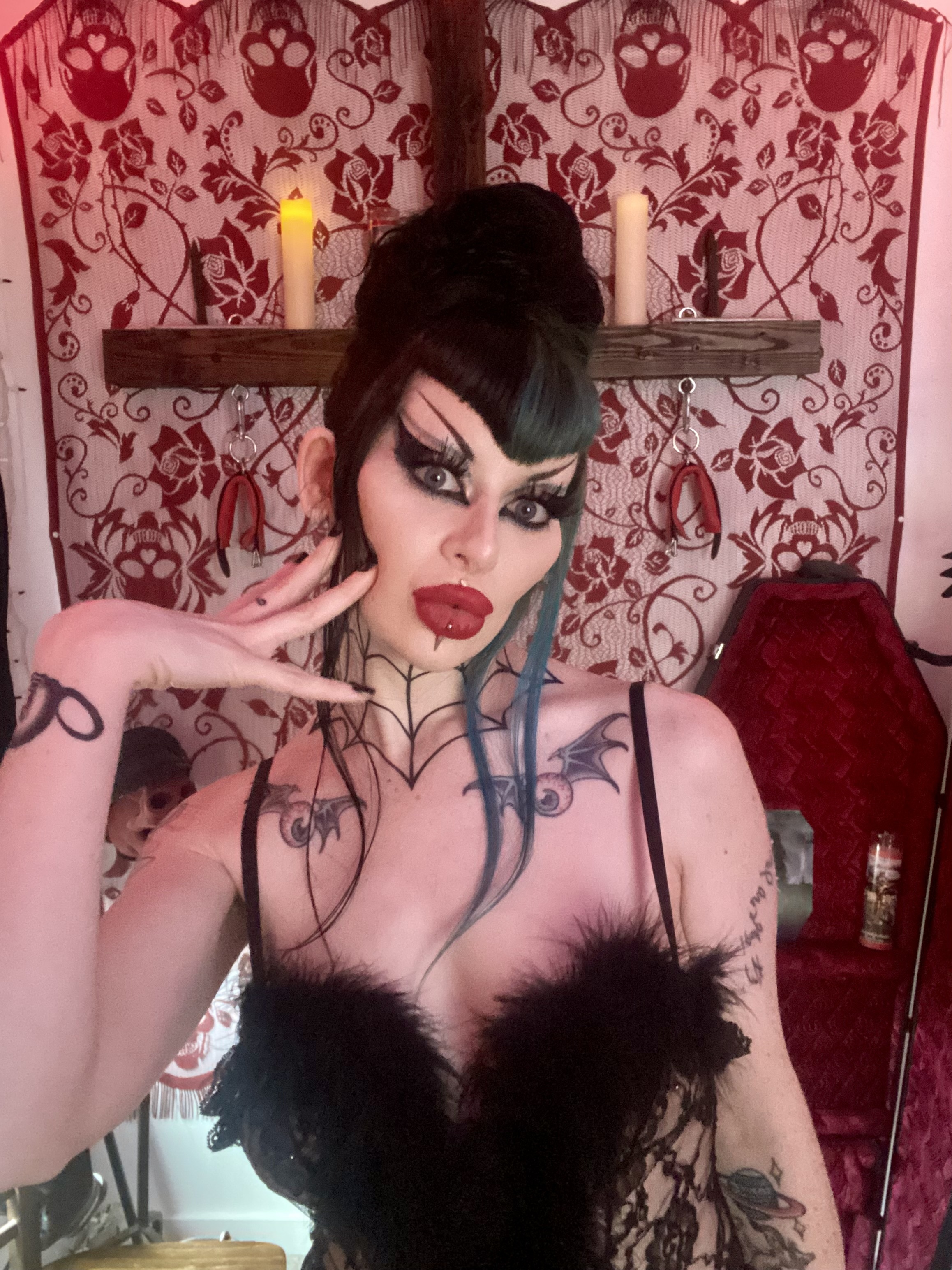 mistress_elurasavage from Jerkmate