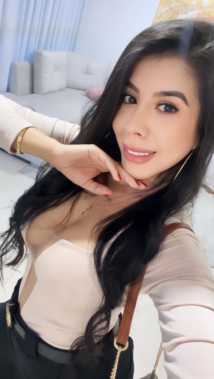 katy_devine from Jerkmate