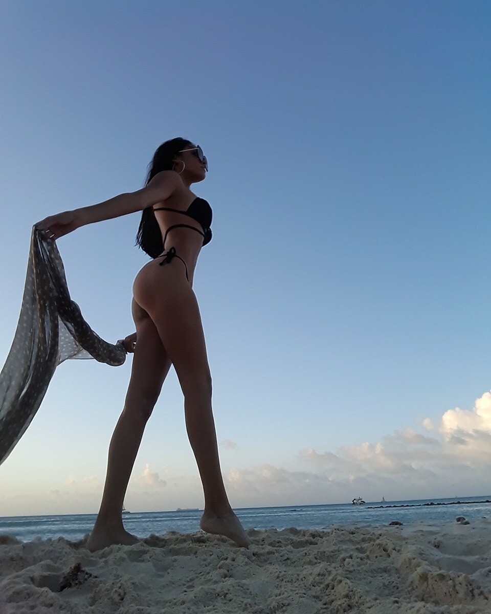 AriaMatheuss picture 7