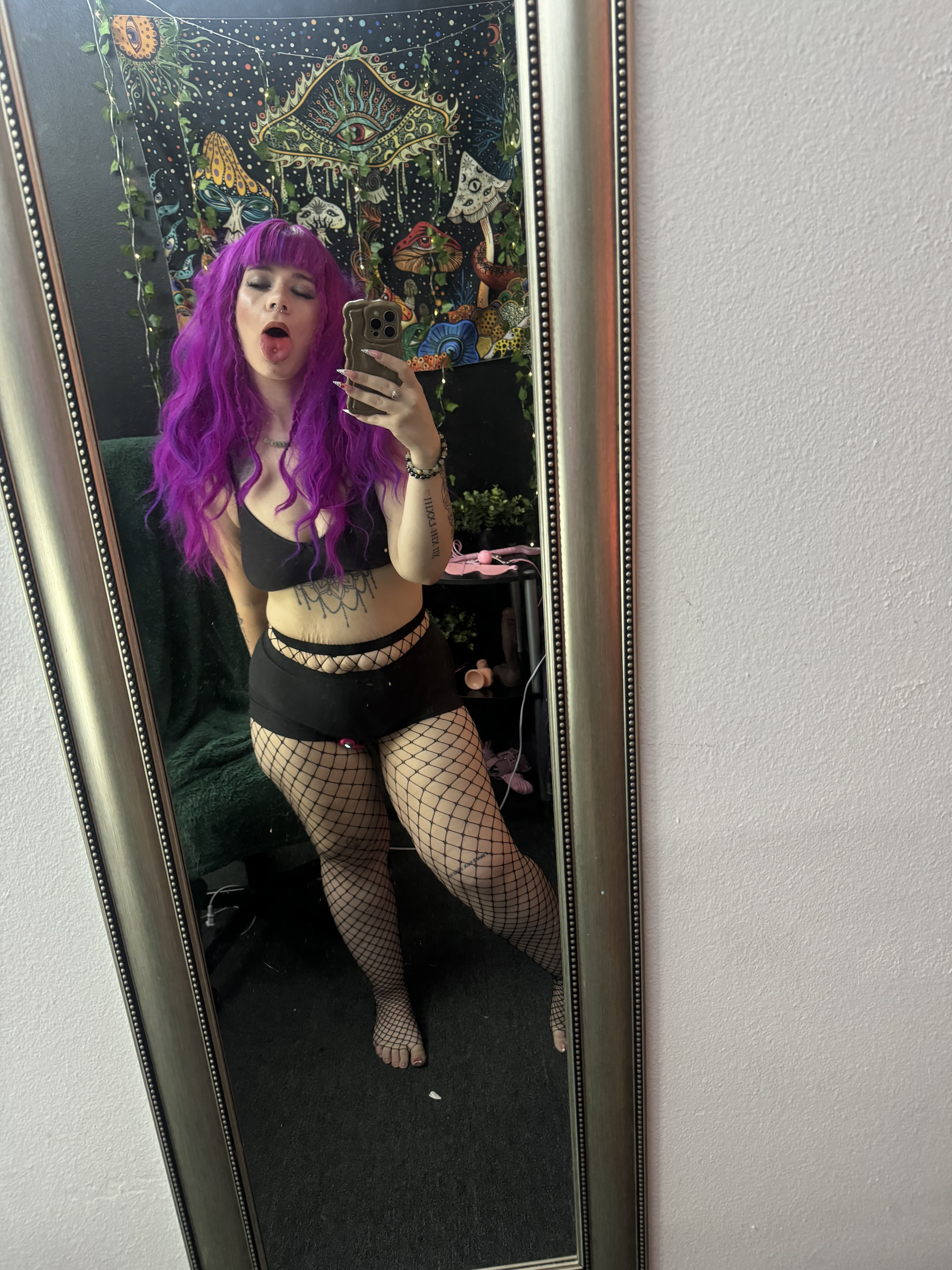 LillithSapphire picture 6