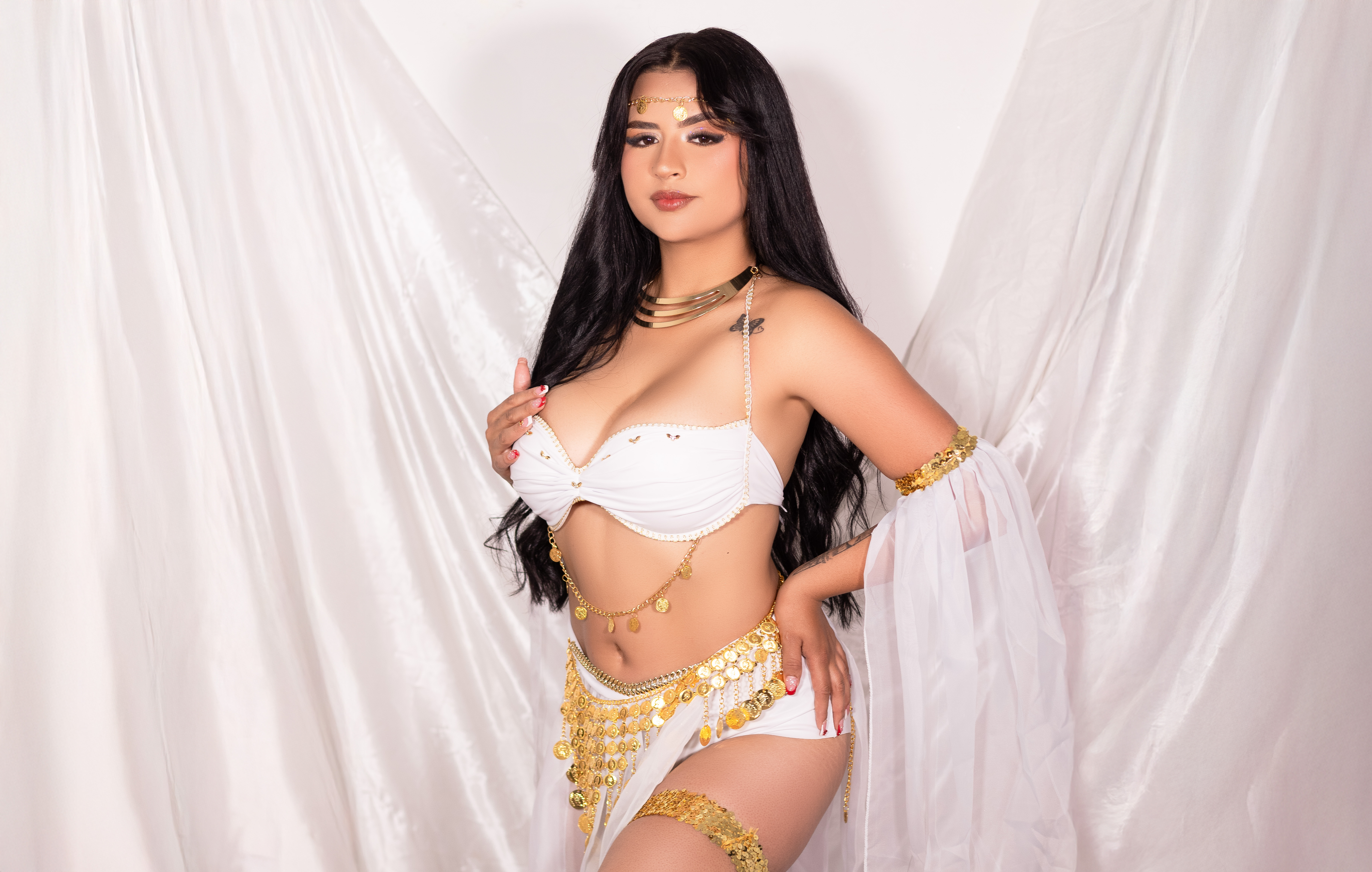 karolgonzales from Jerkmate