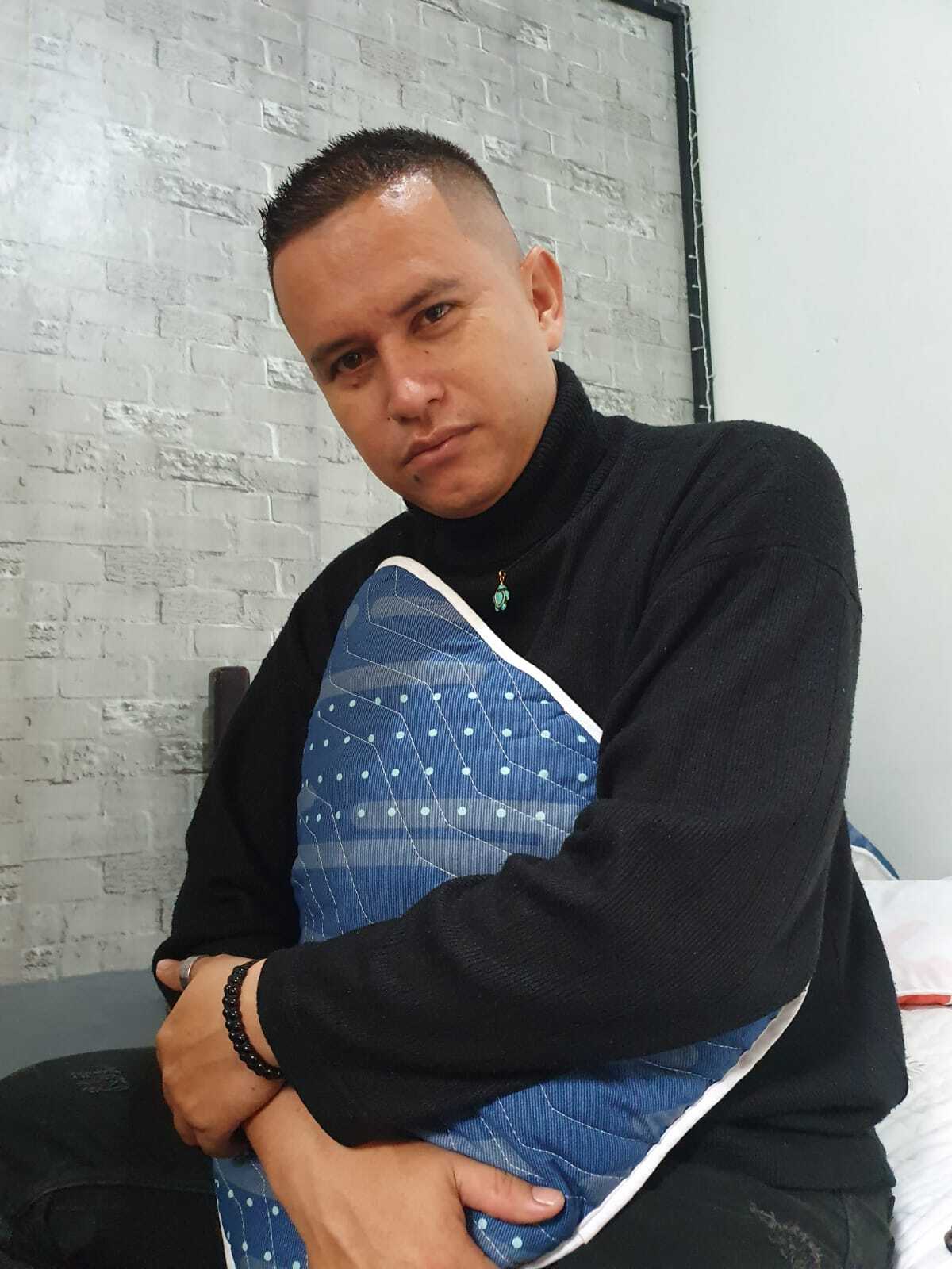 jarethvitale from Jerkmate