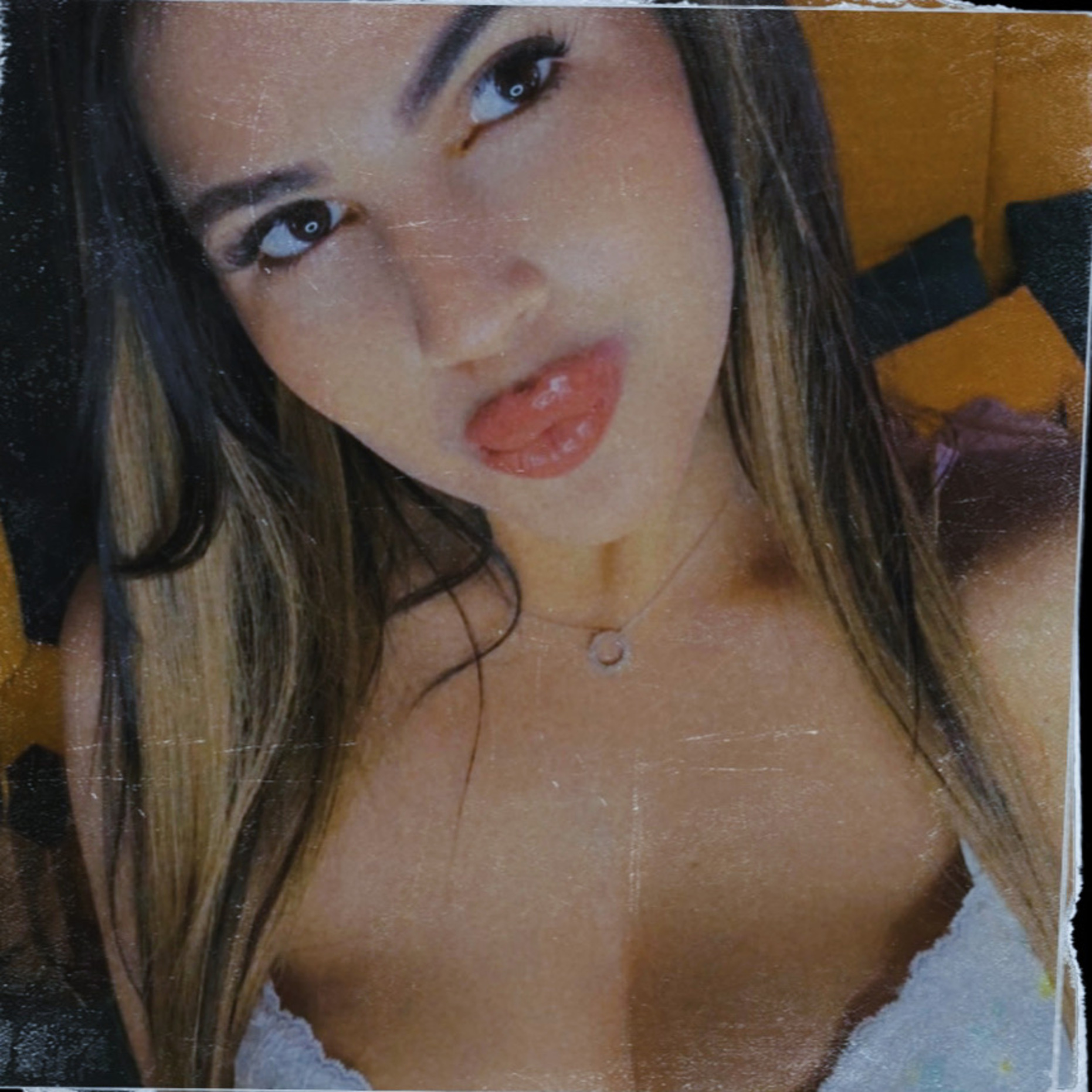 GiuliaHarvey picture 5