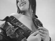 melany303av