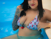 Chat Live with Cherry_blooms26  25 year old Amateur Cam Girl from Colombia Photo