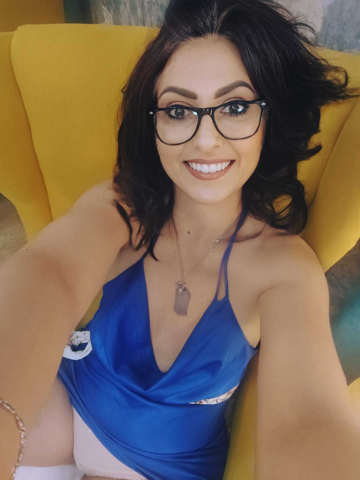 LisaCroftt picture 3