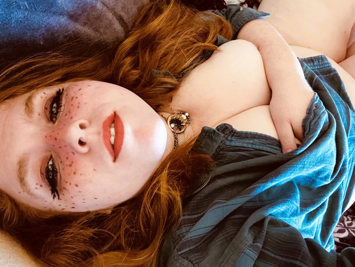 hazeleyedginger from Jerkmate