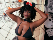 pamelaluxe pic