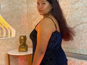 Sharon_Curvy