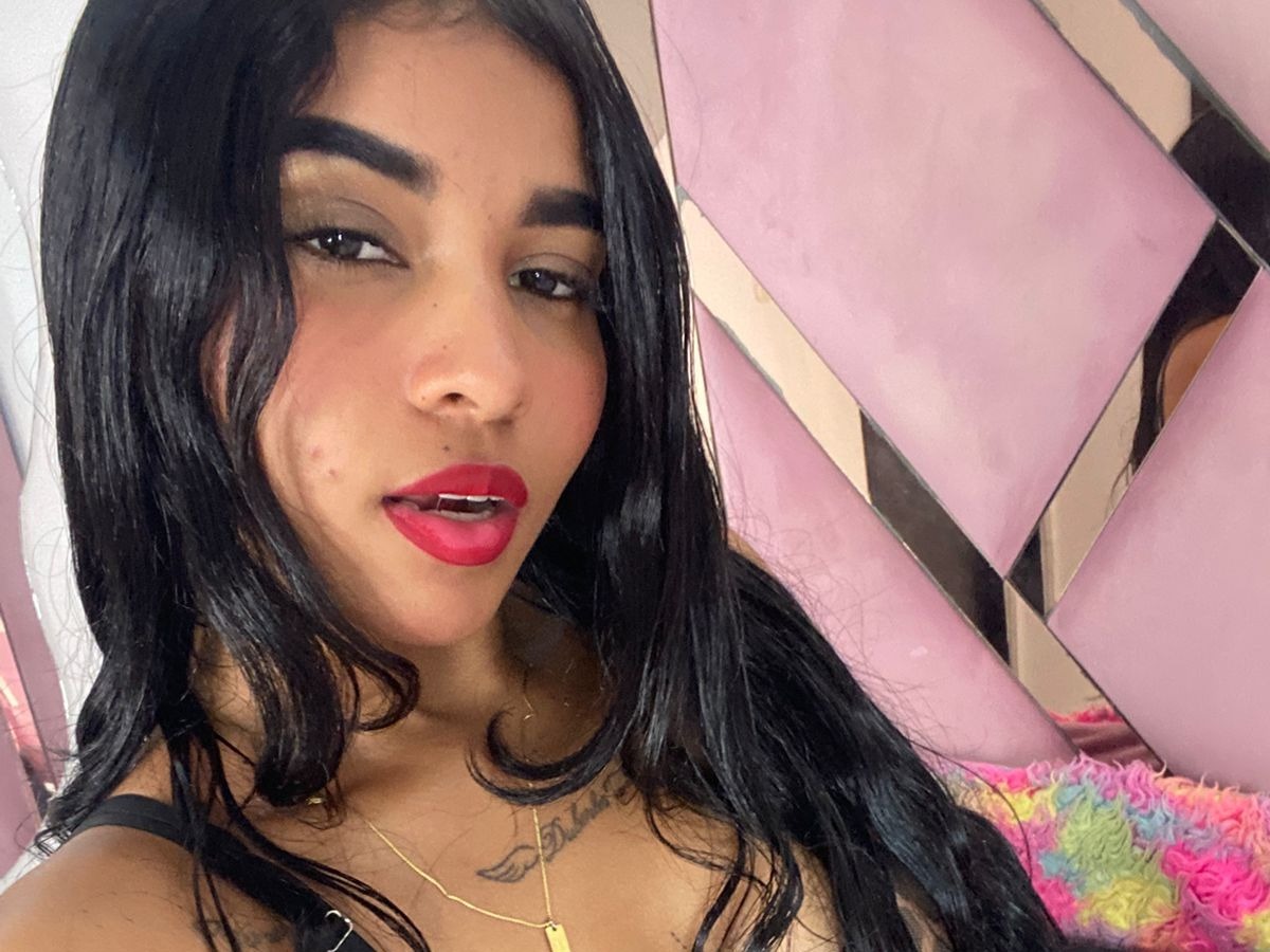 Honeyht picture 3